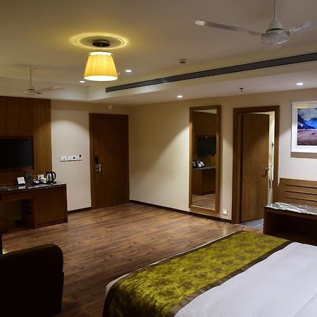Lemon Tree Hotel Siliguri Eksteriør bilde