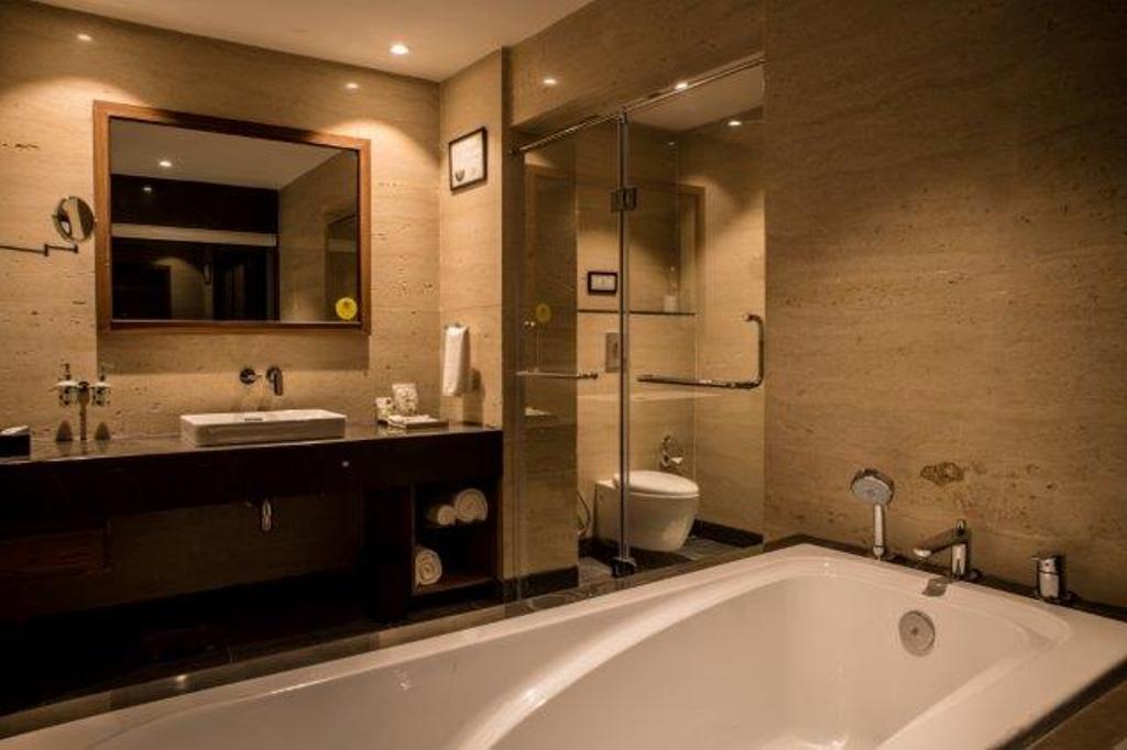 Lemon Tree Hotel Siliguri Eksteriør bilde